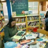 La Biblioteca municipal renueva fondos de libros y cuentos, y regala a sus soci@s bolsas impermeables